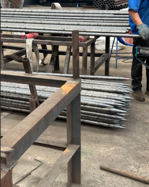 营口建筑工程所需材料：钢花管，超前小导管